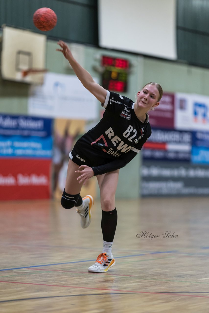 Bild 175 - wBJ SV Henstedt Ulzburg - TuRa Meldorf : Ergebnis: 22:38